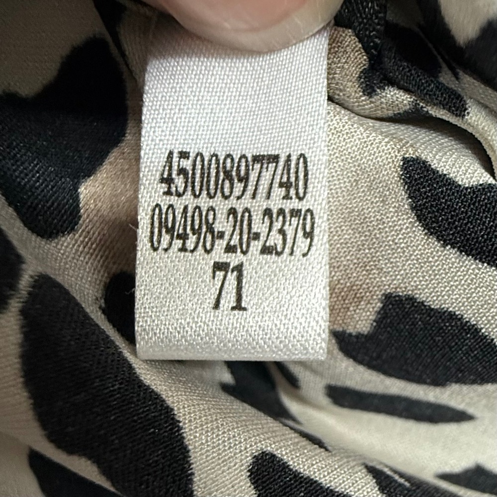 White House Black Market Silk Stretch Leopard Print Blouse Womens 8 Button Front - Picture 12 of 12